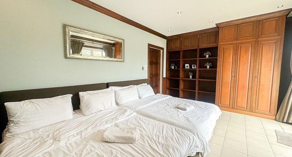 For sale and for rent 5 bedrooms house in Bang Lamung, Chonburi