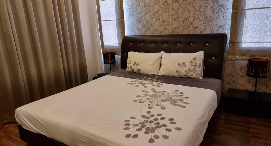 For rent 3 bedrooms house in Bang Lamung, Chonburi