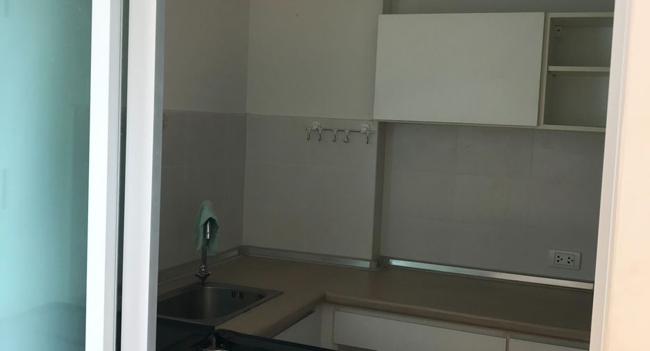 For sale 1 bed condo in Taling Chan, Bangkok