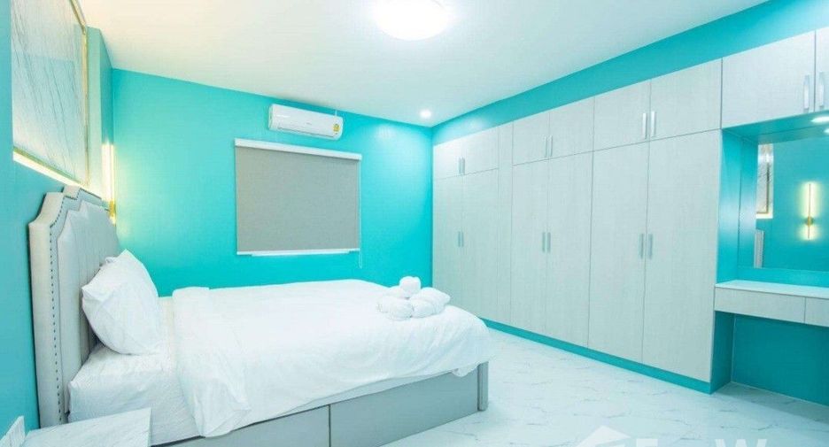 For rent 4 bedrooms villa in Bang Lamung, Chonburi
