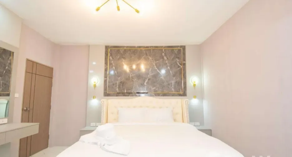 For rent 4 bedrooms villa in Bang Lamung, Chonburi