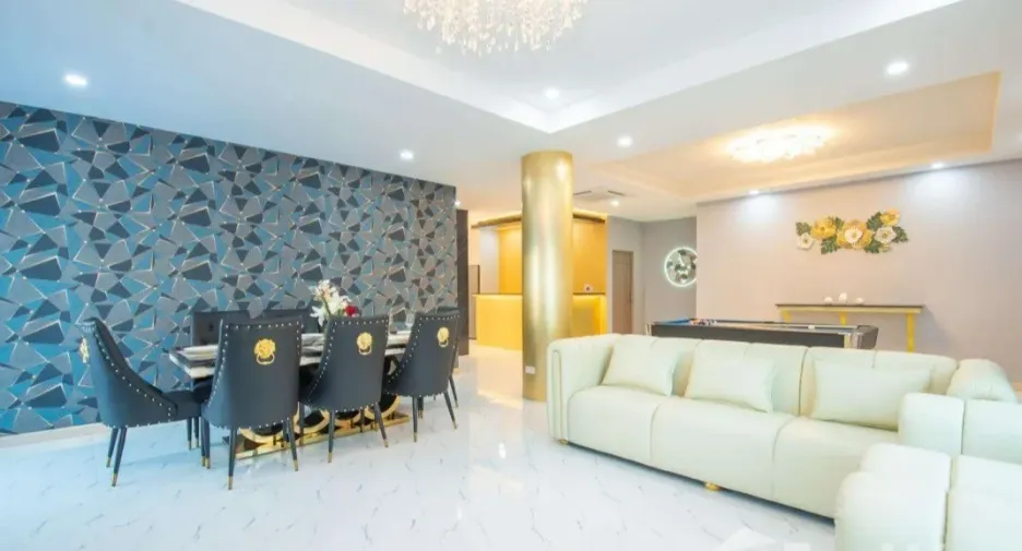 For rent 4 bedrooms villa in Bang Lamung, Chonburi