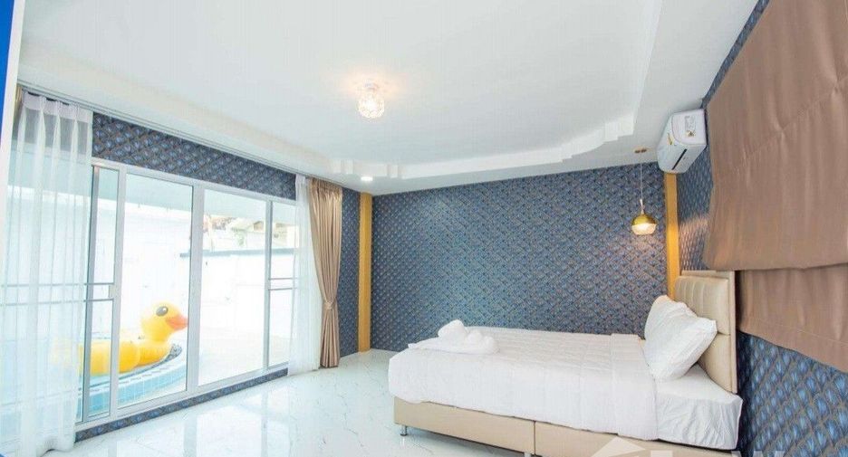 For rent 4 bedrooms villa in Bang Lamung, Chonburi