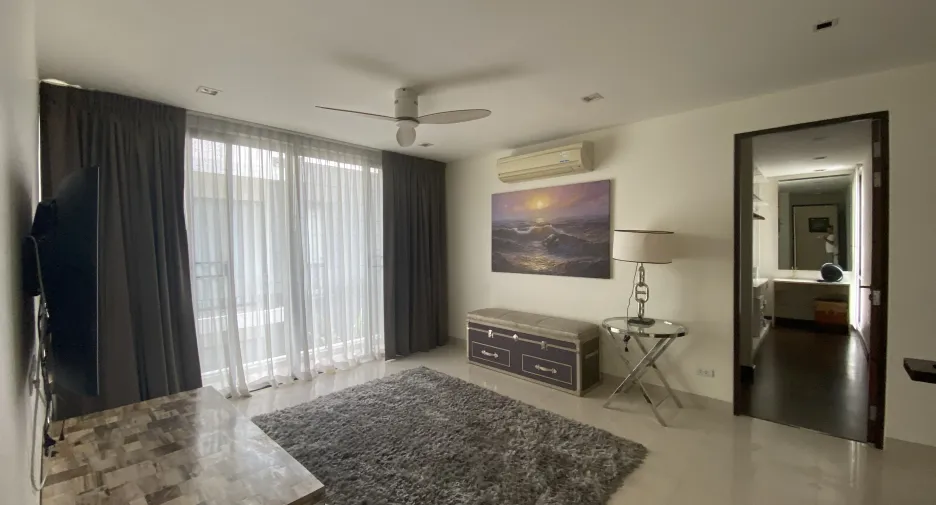 À vendre 4 chambres villa à Thalang, Phuket