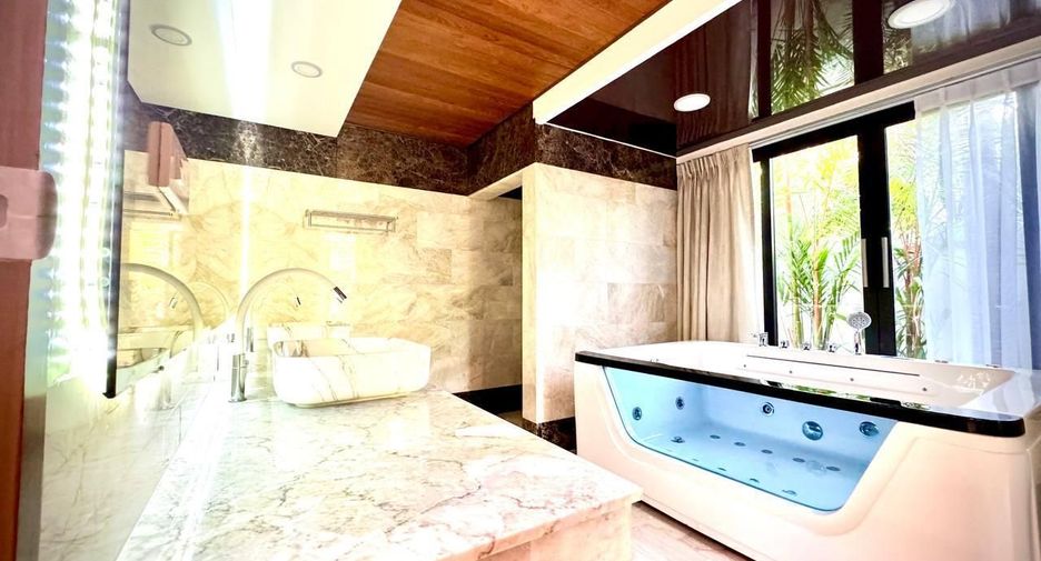 Villa en venta de 7 habitaciones en Thalang, Phuket