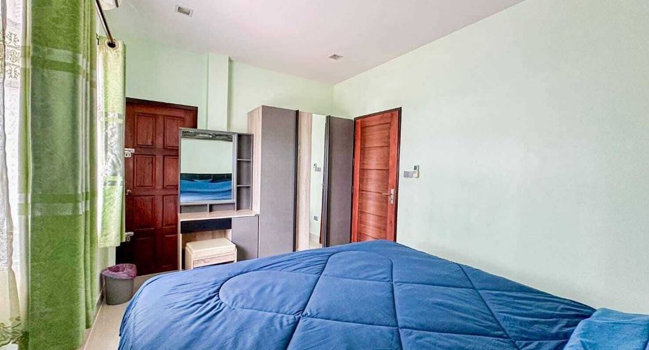 Villa en alquiler de 3 habitaciones en Bang Lamung, Chonburi