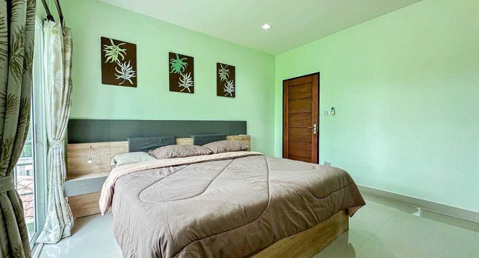 Villa en alquiler de 3 habitaciones en Bang Lamung, Chonburi