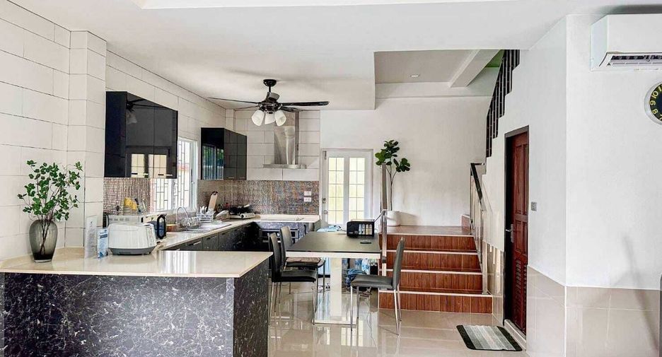 Villa zur Miete mit 3 Zimmer in Bang Lamung, Chonburi