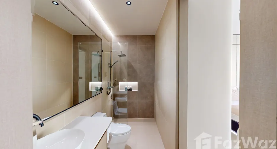 For sale 4 bedrooms condo in Mueang Phuket, Phuket
