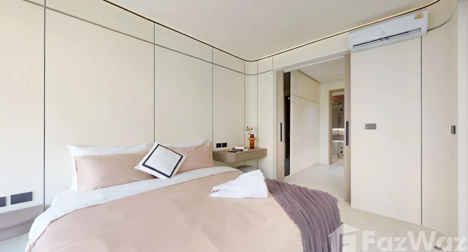 For sale 4 bedrooms condo in Mueang Phuket, Phuket