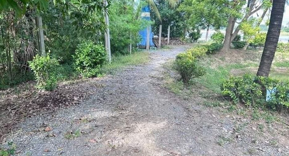 出售 5 卧室 独立屋 在 Mueang Nakhon Pathom, Nakhon Pathom