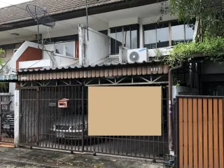 出售 2 卧室 联排别墅 在 Bang Khen, 曼谷