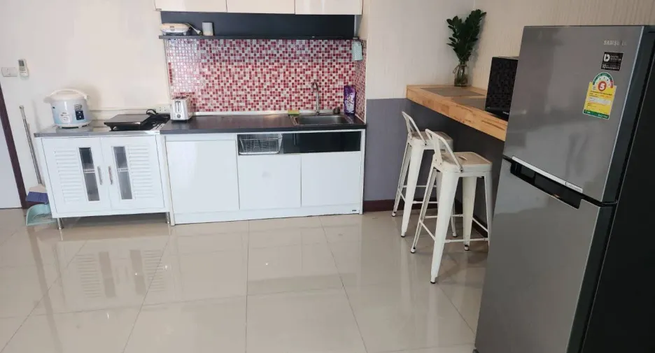 Condo en alquiler de 1 habitaciones en Bang Lamung, Chonburi