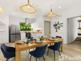 Villa zum Kauf mit 4 Zimmer in Mueang Phuket, Phuket