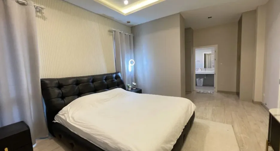 For rent 4 bedrooms house in Bang Lamung, Chonburi