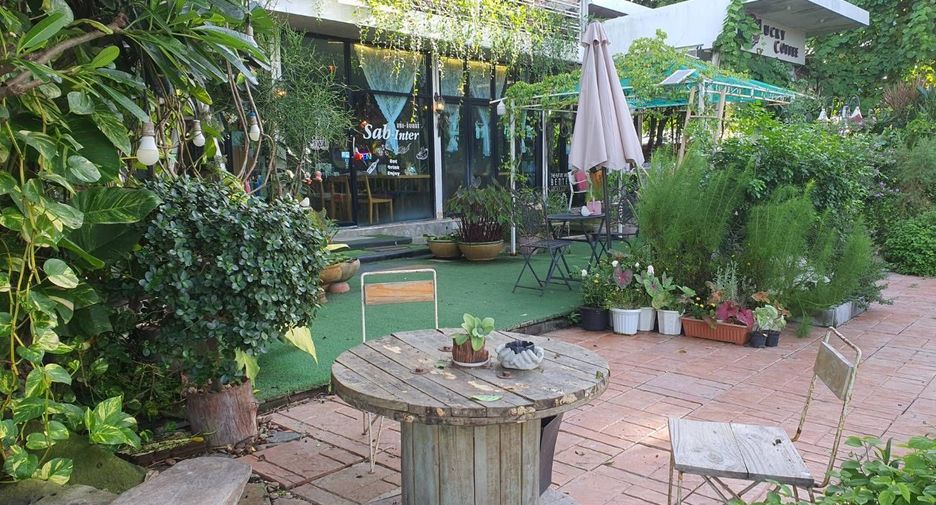 出售 5 卧室 酒店 在 Sattahip, Chon Buri