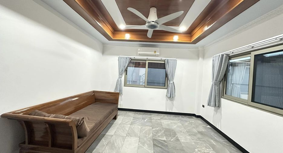 出租 4 卧室 独立屋 在 Phuket Town, 普吉