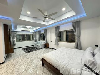 For rent 4 bedrooms house in Mueang Phuket, Phuket