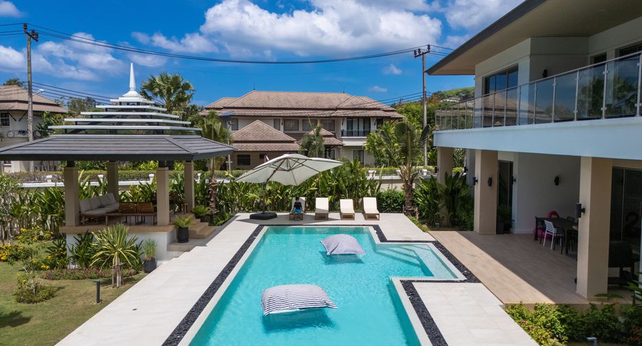 For sale 5 bedrooms villa in Thalang, Phuket