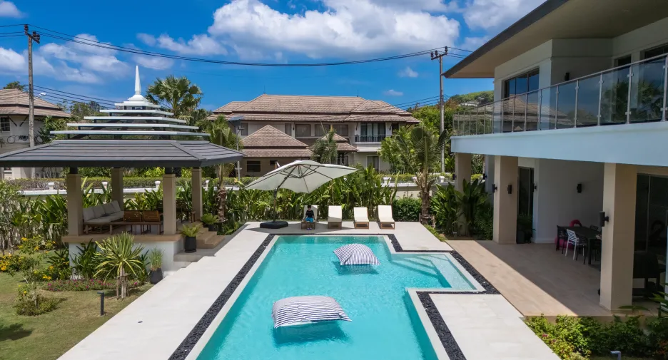 For sale 5 bedrooms villa in Thalang, Phuket