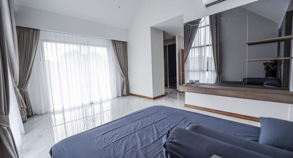 Villa en venta de 4 habitaciones en Bang Lamung, Chonburi