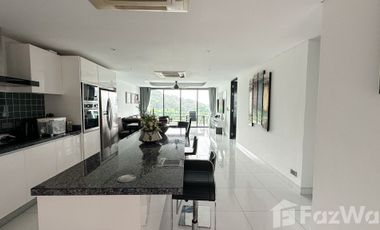 For sale 3 bedrooms condo in Kathu, Phuket