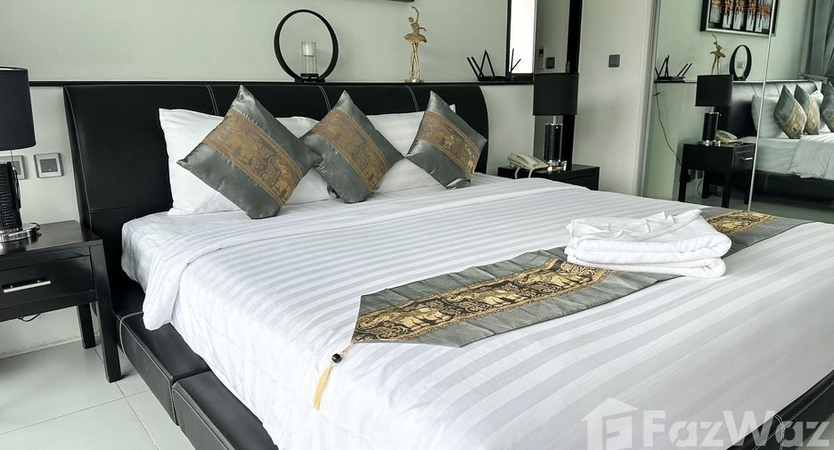 For sale 3 bedrooms condo in Kathu, Phuket