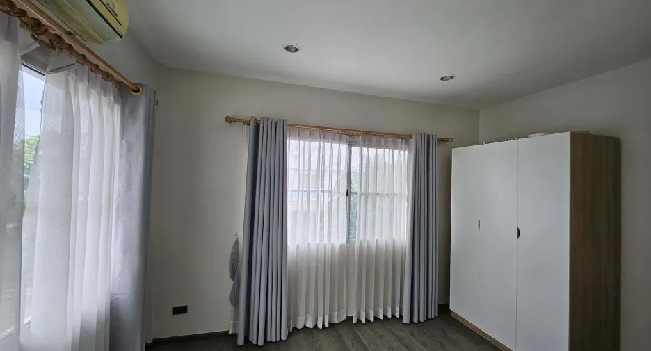 For rent 4 bedrooms house in Bang Kruai, Nonthaburi