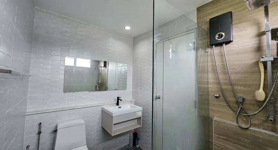 Haus zur Miete mit 4 Zimmer in Bang Kruai, Nonthaburi