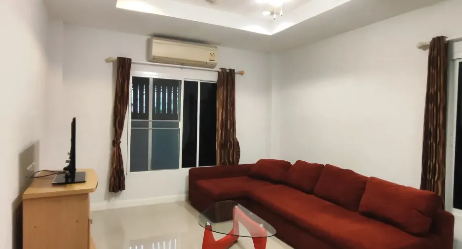 For sale and for rent 5 bedrooms house in Bang Lamung, Chonburi