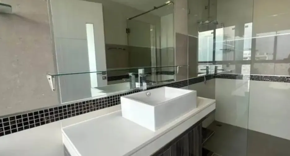 À louer 2 chambres condo à Bang Lamung, Chonburi