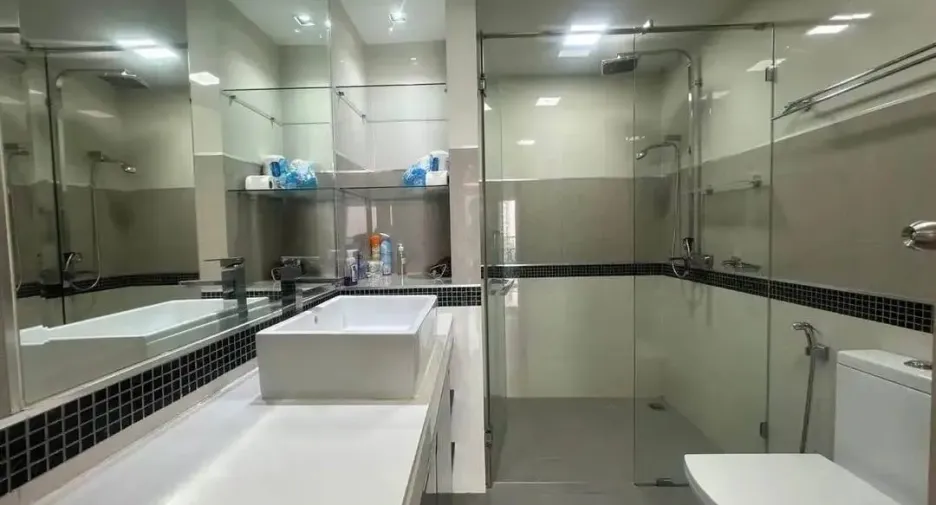 À louer 2 chambres condo à Bang Lamung, Chonburi