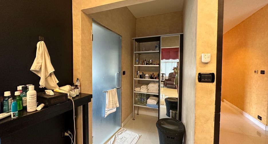 Villa zum Kauf mit 4 Zimmer in Kathu, Phuket
