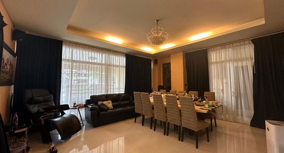 Villa zum Kauf mit 4 Zimmer in Kathu, Phuket