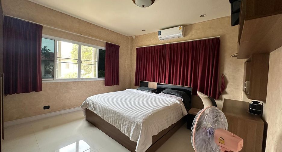 Villa zum Kauf mit 4 Zimmer in Kathu, Phuket