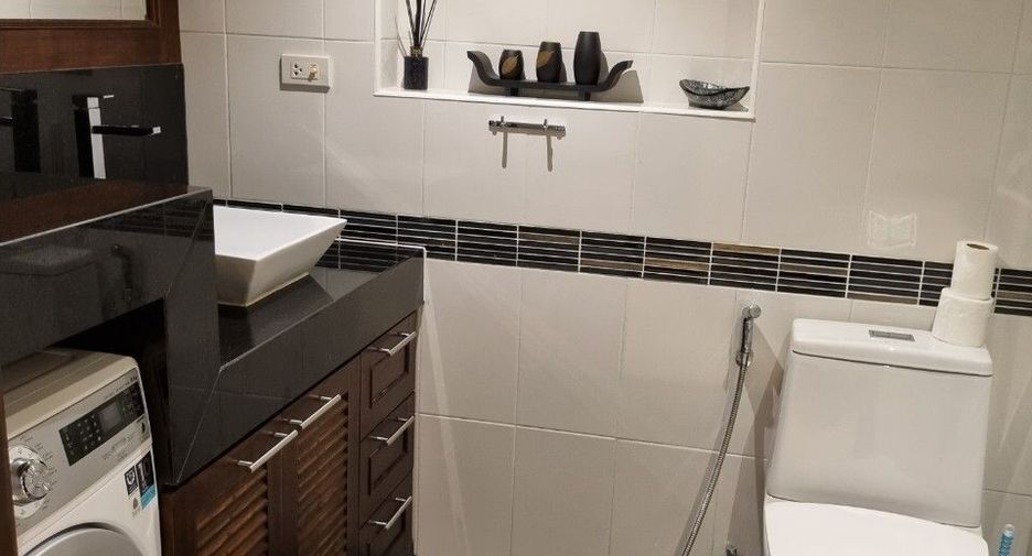 For sale 2 bedrooms condo 