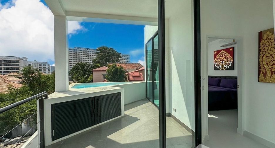 For sale 3 bedrooms villa in Bang Lamung, Chonburi