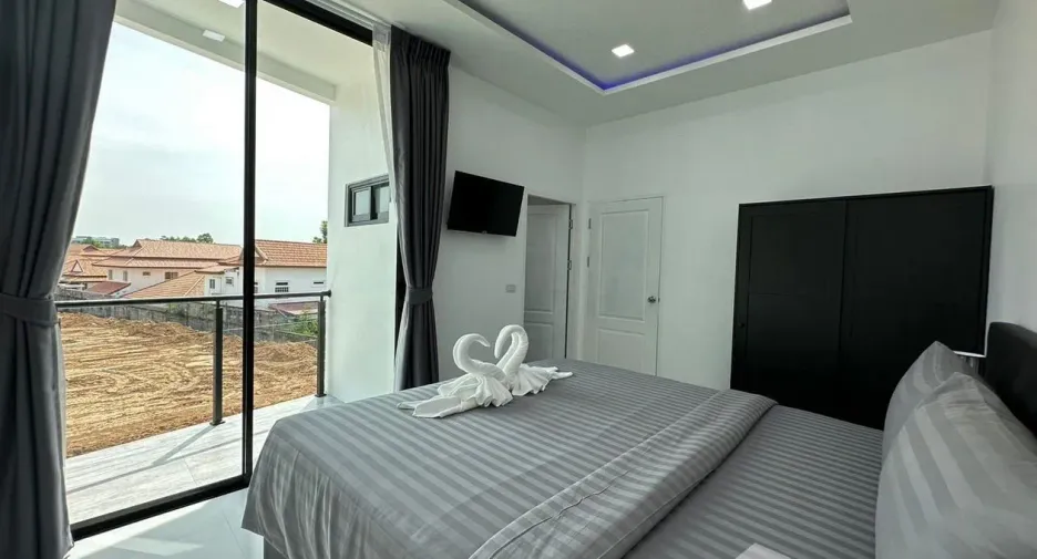 For sale 3 bedrooms villa in Bang Lamung, Chonburi