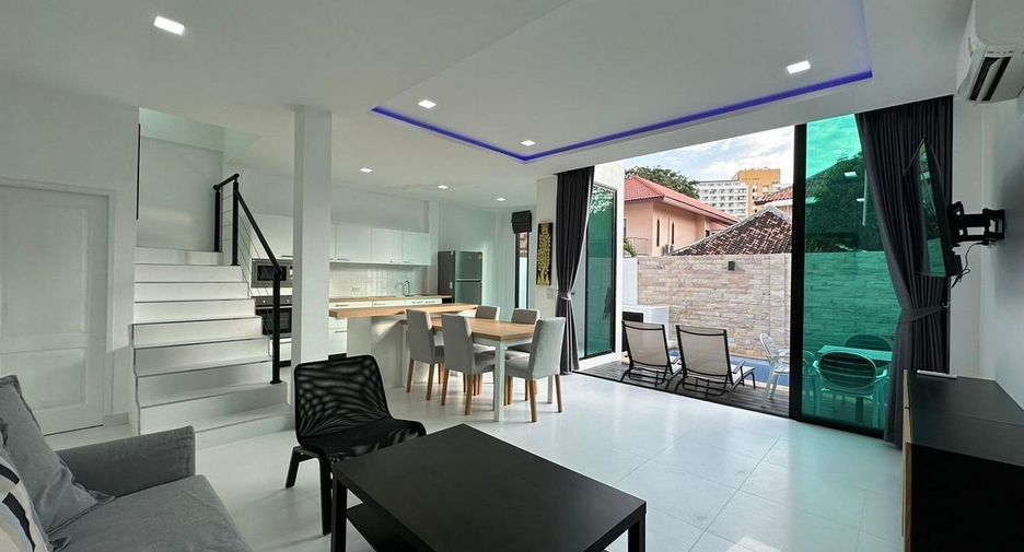 For sale 3 bedrooms villa in Bang Lamung, Chonburi
