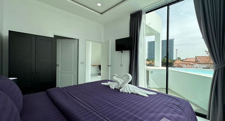 For sale 3 bedrooms villa in Bang Lamung, Chonburi