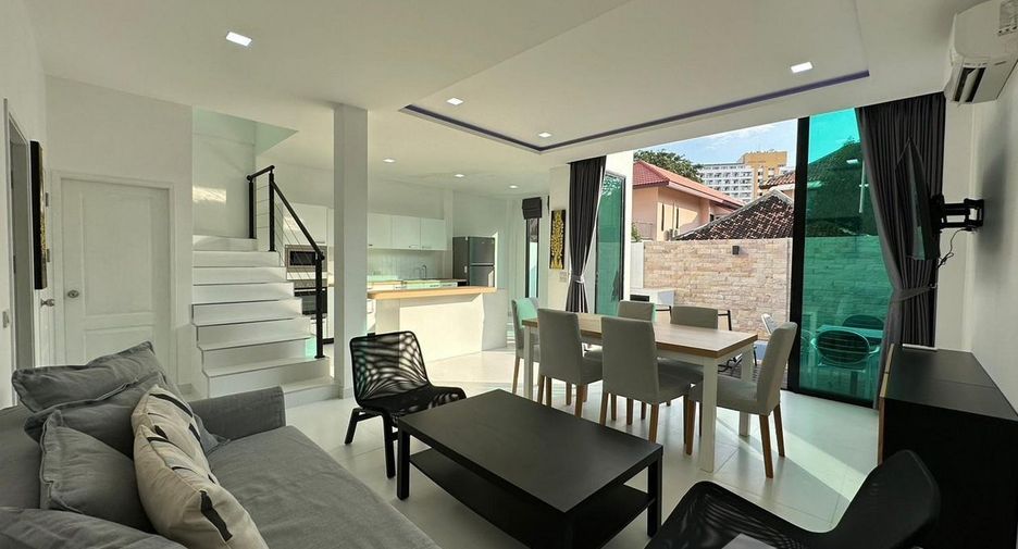 For sale 3 bedrooms villa in Bang Lamung, Chonburi