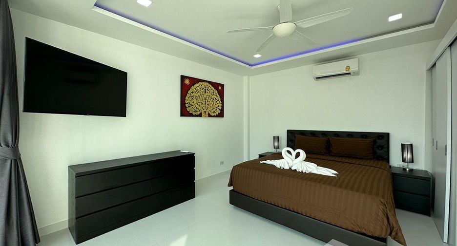 For sale 3 bedrooms villa in Bang Lamung, Chonburi