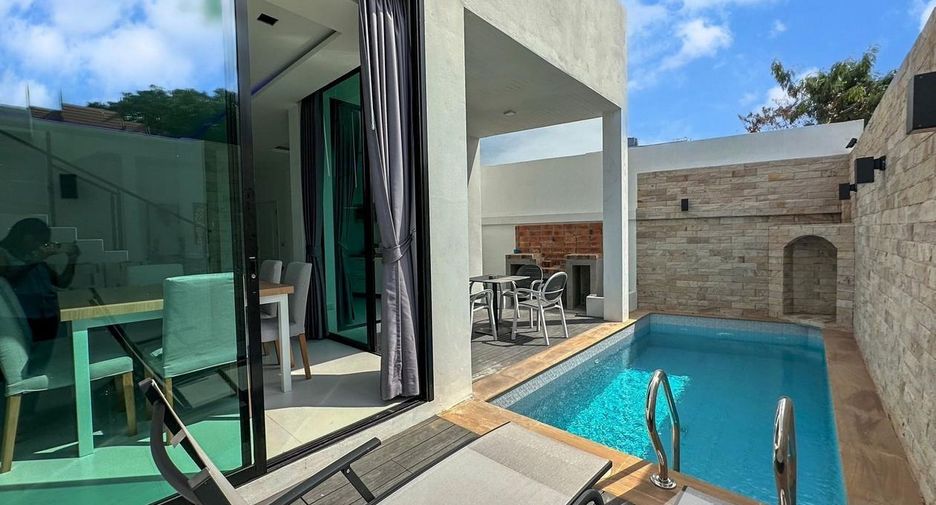 For sale 3 bedrooms villa in Bang Lamung, Chonburi