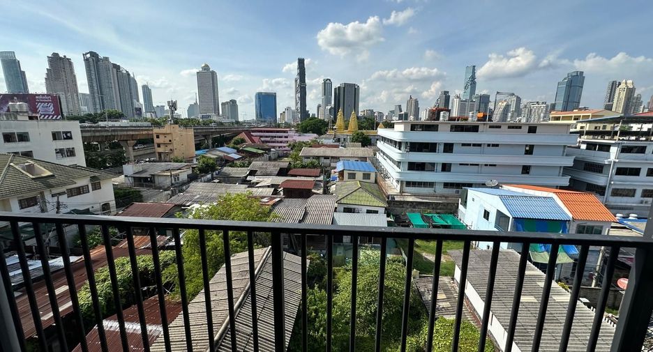 For sale and for rent 2 bedrooms condo in Sathon, Bangkok