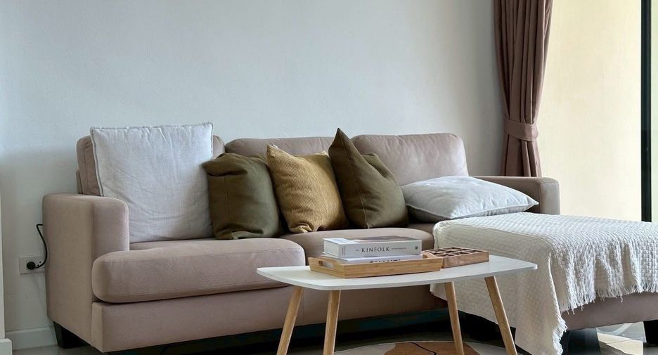 For sale 4 bedrooms townhouse in Bang Lamung, Chonburi