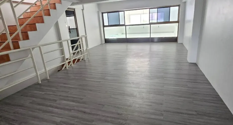 For sale and for rent 8 bedrooms retail Space in Mueang Phuket, Phuket