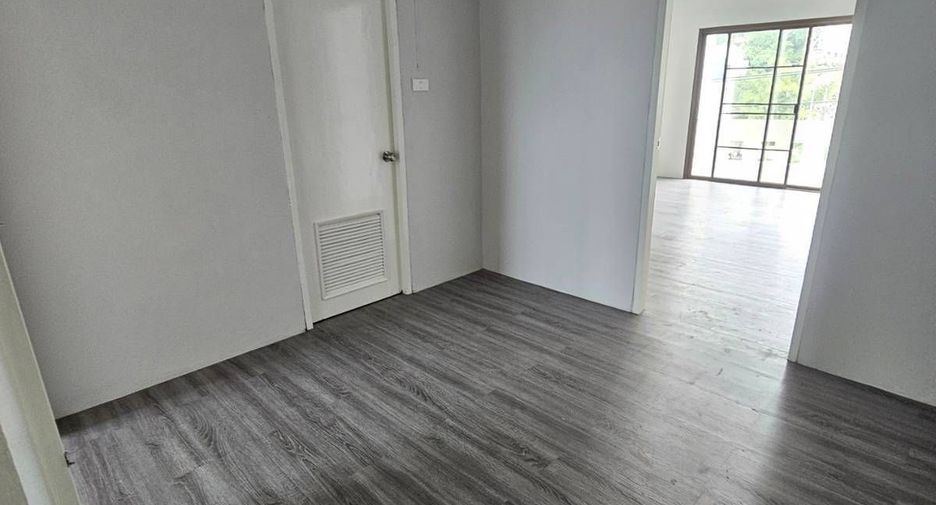 For sale and for rent 8 bedrooms retail Space in Mueang Phuket, Phuket