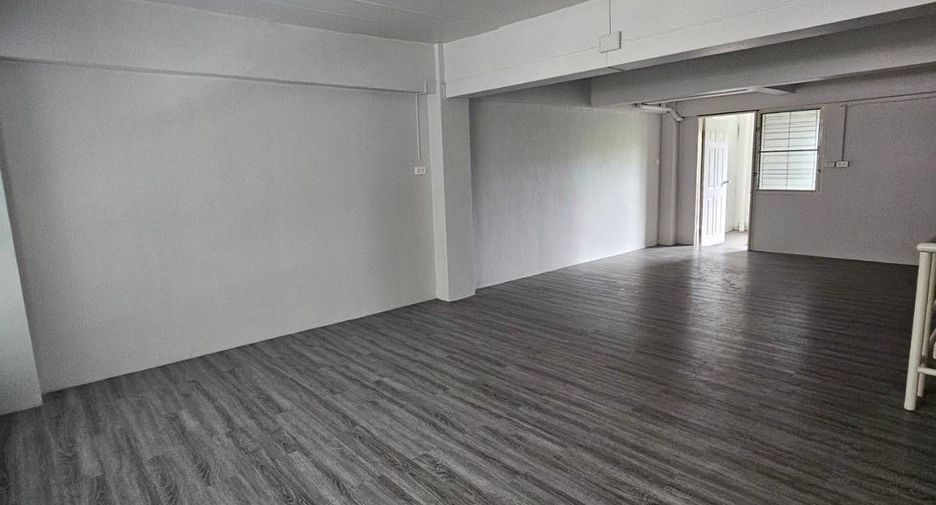 For sale and for rent 8 bedrooms retail Space in Mueang Phuket, Phuket