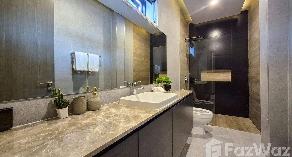 Villa en venta de 6 habitaciones en Bang Lamung, Chonburi