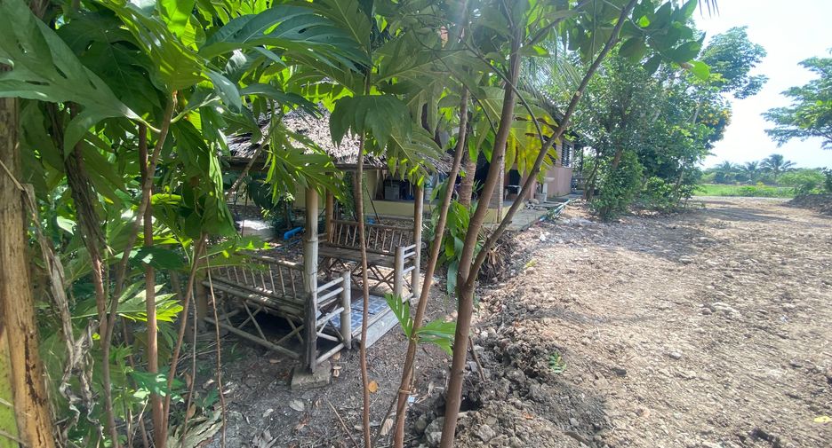 For sale 6 bedrooms house in Lat Lum Kaeo, Pathum Thani